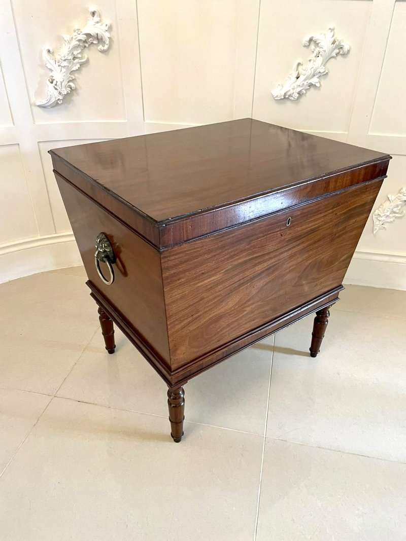 Large George III Antique Mahogany Cellarette/Wine Cooler